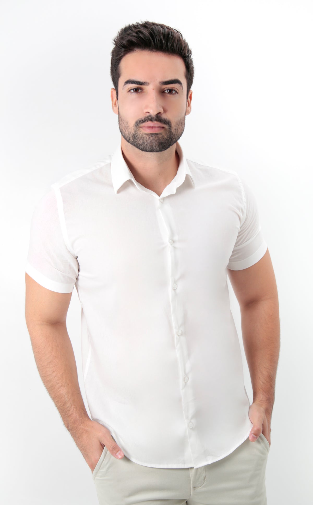 Camisa Manga Curta Slim Fit Básica